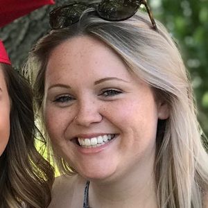 Meet your Posher, Cassandra